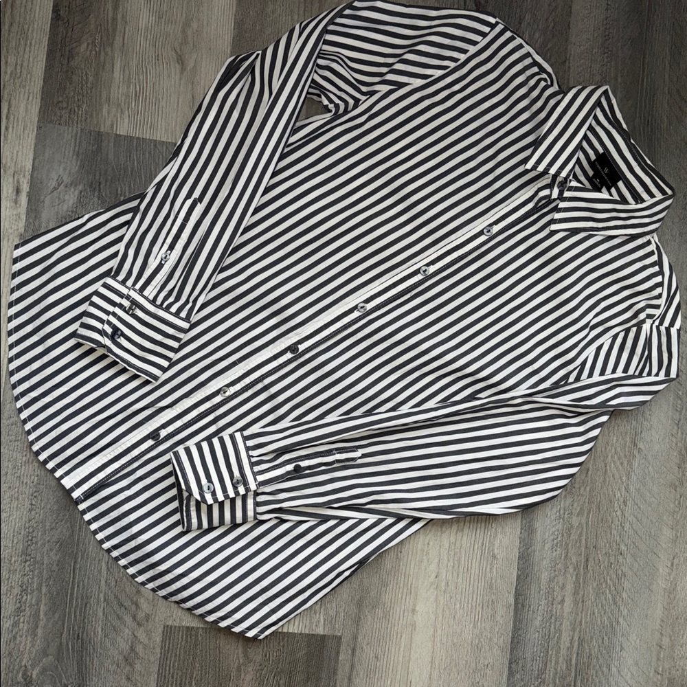 WORTHINGTON BUTTON DOWN SHIRT!